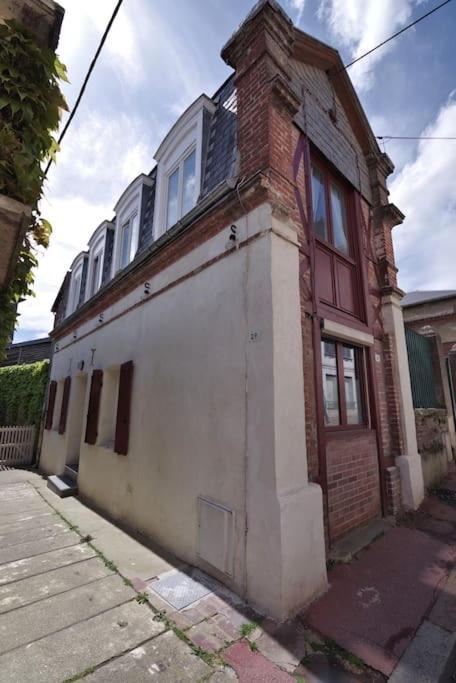 Jolie Cottage Idealement Situee Honfleur Exterior foto
